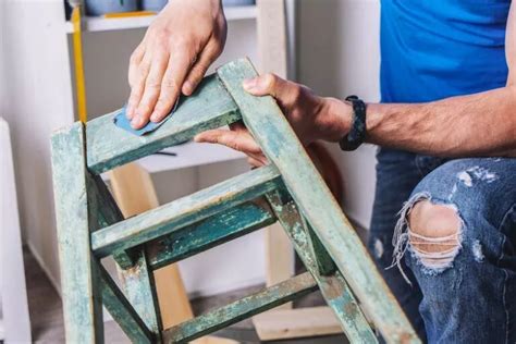 how to remove paint from ladder